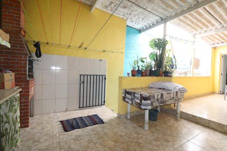 Casa à venda com 157m², 3 quartos e 2 vagasChurrasqueira