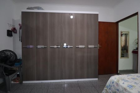 Casa à venda com 157m², 3 quartos e 2 vagasQuarto 3