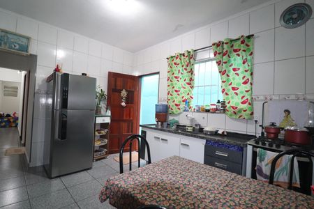 Casa à venda com 157m², 3 quartos e 2 vagasCozinha