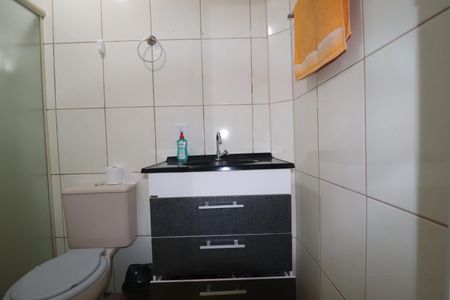 Banheiro Quarto 1 Suíte de casa à venda com 3 quartos, 157m² em Parque Capuava, Santo André