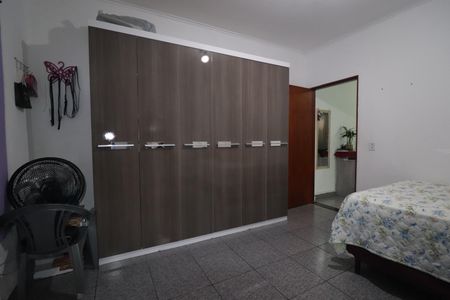 Casa à venda com 157m², 3 quartos e 2 vagasQuarto 3