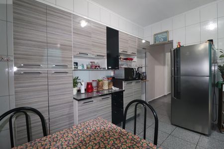 Casa à venda com 157m², 3 quartos e 2 vagasCozinha