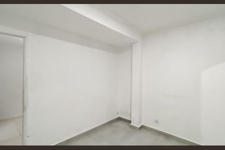 Sala de casa para alugar com 2 quartos, 100m² em Vila Araguaia, São Paulo