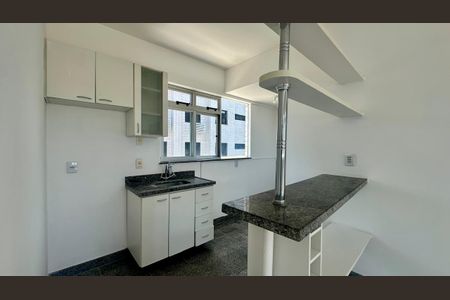 Apartamento para alugar com 114m², 1 quarto e 1 vagaCozinha 