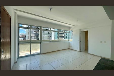 Sala  de apartamento para alugar com 1 quarto, 114m² em Funcionários, Belo Horizonte