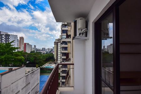 Apartamento para alugar com 40m², 1 quarto e 1 vagaVaranda