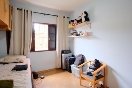 Casa à venda com 200m², 4 quartos e 3 vagasQuarto 2