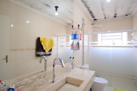 Casa à venda com 200m², 4 quartos e 3 vagasBanheiro 2