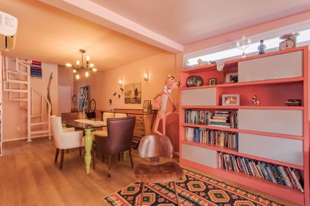 Sala de apartamento para alugar com 3 quartos, 140m² em Petrópolis, Porto Alegre