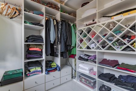 Apartamento para alugar com 140m², 3 quartos e 2 vagasQuarto 2