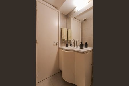 Apartamento para alugar com 140m², 3 quartos e 2 vagasBanheiro