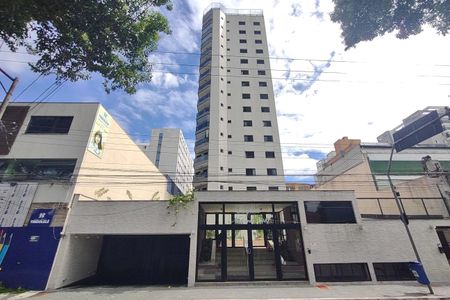 Apartamento para alugar com 400m², 3 quartos e 4 vagas Apartamento para alugar com 400m², 3 quartos e 4 vagasFachada