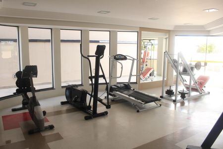 Apartamento para alugar com 400m², 3 quartos e 4 vagasÁrea comum - Academia