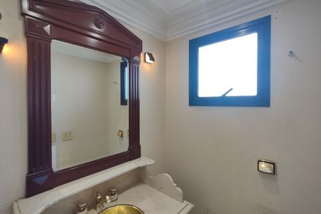 Apartamento para alugar com 400m², 3 quartos e 4 vagas Apartamento para alugar com 400m², 3 quartos e 4 vagasLavabo 2