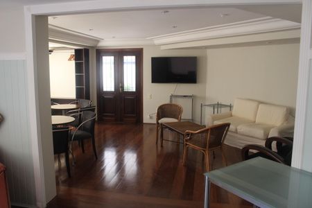 Apartamento para alugar com 400m², 3 quartos e 4 vagasÁrea comum - Salão de festas