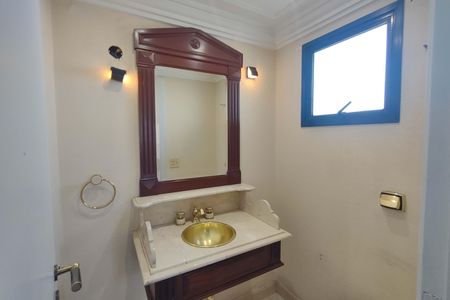 Apartamento para alugar com 400m², 3 quartos e 4 vagas Apartamento para alugar com 400m², 3 quartos e 4 vagasLavabo 2