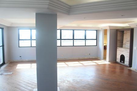 Apartamento para alugar com 400m², 3 quartos e 4 vagasSala de TV