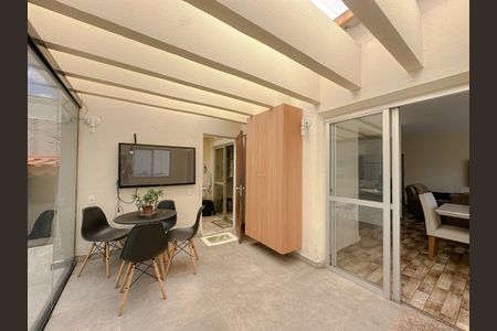 Apartamento à venda com 208m², 2 quartos e 1 vagaÁrea Gourmet