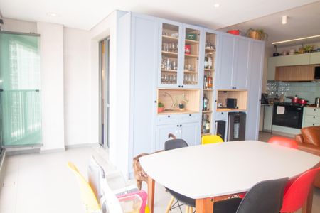 Apartamento à venda com 95m², 3 quartos e 2 vagas Apartamento à venda com 95m², 3 quartos e 2 vagasVaranda Gourmet