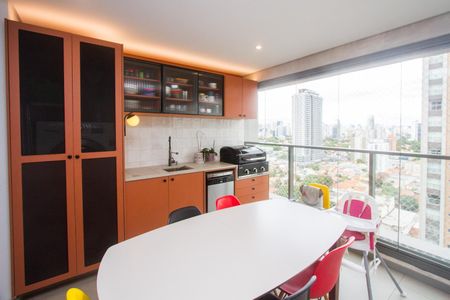 Apartamento à venda com 3 quartos, 95m² em Jardim das Acacias, São Paulo
