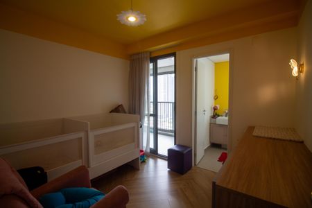 Apartamento à venda com 95m², 3 quartos e 2 vagas Apartamento à venda com 95m², 3 quartos e 2 vagasSuíte 1