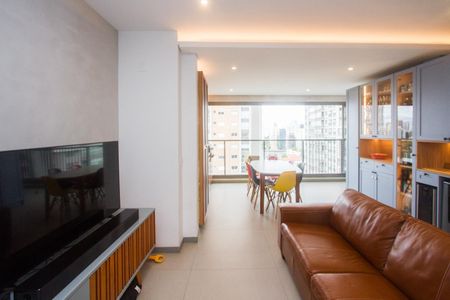 Apartamento à venda com 3 quartos, 95m² em Jardim das Acacias, São Paulo