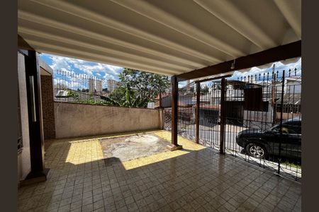 Casa à venda com 150m², 3 quartos e 2 vagas Casa à venda com 150m², 3 quartos e 2 vagasGaragem