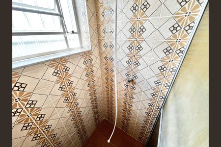 Casa à venda com 150m², 3 quartos e 2 vagas Casa à venda com 150m², 3 quartos e 2 vagasBanheiro 2