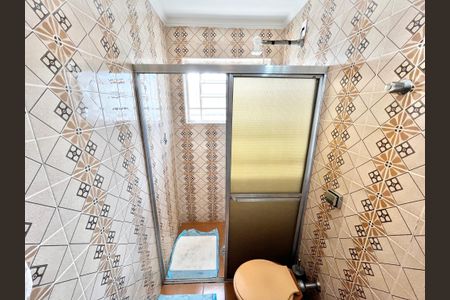 Casa à venda com 150m², 3 quartos e 2 vagas Casa à venda com 150m², 3 quartos e 2 vagasBanheiro 2