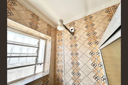 Casa à venda com 150m², 3 quartos e 2 vagas Casa à venda com 150m², 3 quartos e 2 vagasBanheiro 2