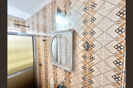 Casa à venda com 150m², 3 quartos e 2 vagas Casa à venda com 150m², 3 quartos e 2 vagasBanheiro 2