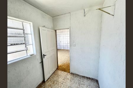 Casa à venda com 150m², 3 quartos e 2 vagas Casa à venda com 150m², 3 quartos e 2 vagasEdícula