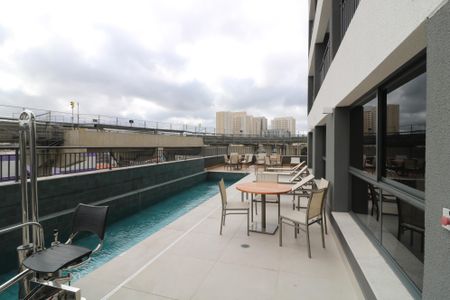 Studio para alugar com 28m², 1 quarto e sem vagaÁrea comum - Piscina