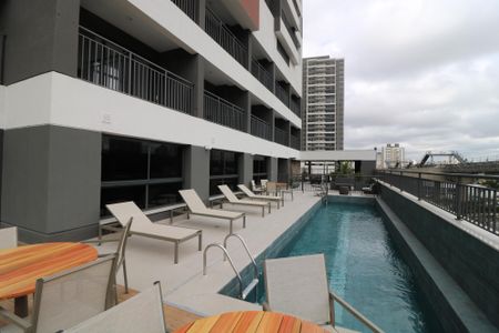 Studio para alugar com 28m², 1 quarto e sem vagaÁrea comum - Piscina