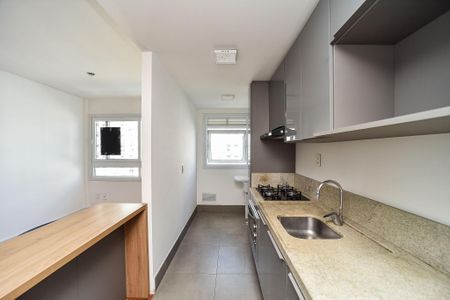Apartamento para alugar com 67m², 3 quartos e 2 vagas Apartamento para alugar com 67m², 3 quartos e 2 vagasCozinha e Área de Serviço