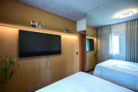 Apartamento à venda com 65m², 1 quarto e 2 vagasSuíte