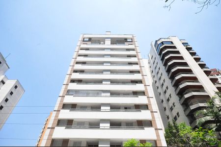 Apartamento à venda com 65m², 1 quarto e 2 vagasFachada