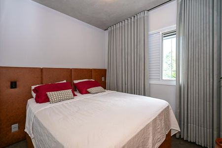 Apartamento à venda com 65m², 1 quarto e 2 vagasSuíte