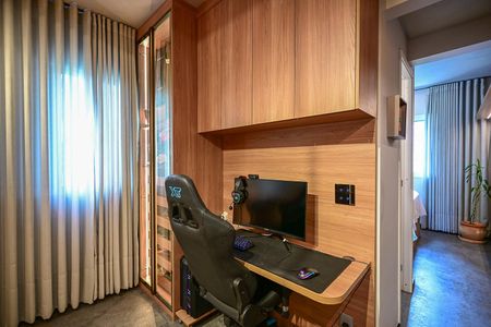 Apartamento à venda com 65m², 1 quarto e 2 vagasCloset