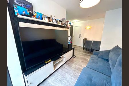 Sala de apartamento à venda com 2 quartos, 47m² em Vila Itapegica, Guarulhos