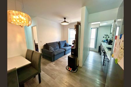 Sala de apartamento à venda com 2 quartos, 47m² em Vila Itapegica, Guarulhos