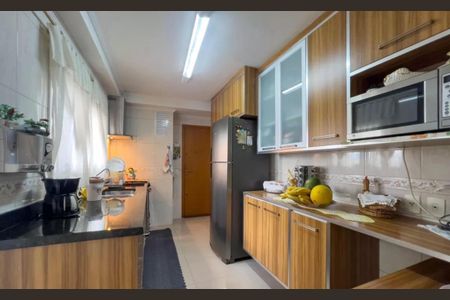 Apartamento à venda com 146m², 4 quartos e 2 vagasFoto 08