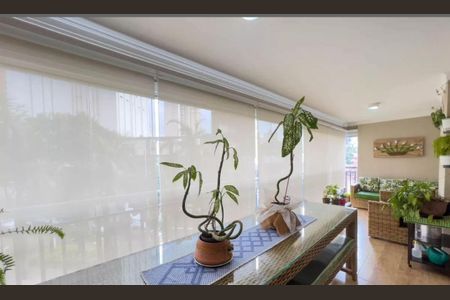 Apartamento à venda com 146m², 4 quartos e 2 vagasFoto 01