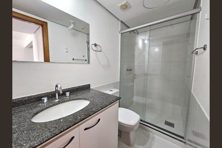 Banheiro  de apartamento para alugar com 1 quarto, 45m² em Cidade Baixa, Porto Alegre