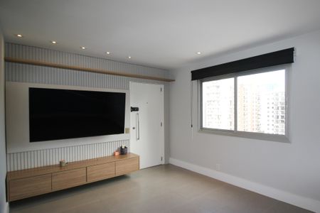 Apartamento para alugar com 90m², 3 quartos e 1 vagaSala