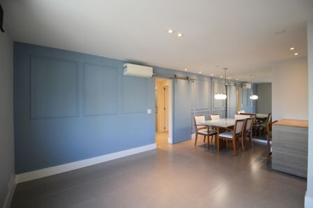 Apartamento para alugar com 90m², 3 quartos e 1 vagaSala