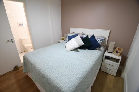 Apartamento à venda com 81m², 3 quartos e 2 vagasQuarto 3 - Suíte