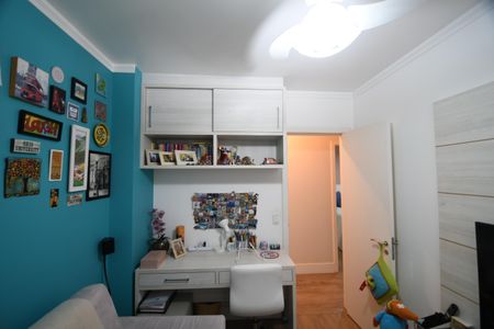 Apartamento à venda com 81m², 3 quartos e 2 vagasQuarto 1