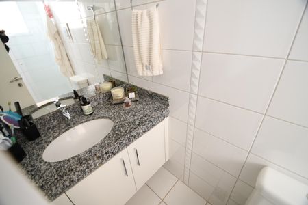 Apartamento à venda com 81m², 3 quartos e 2 vagasBanheiro Suíte