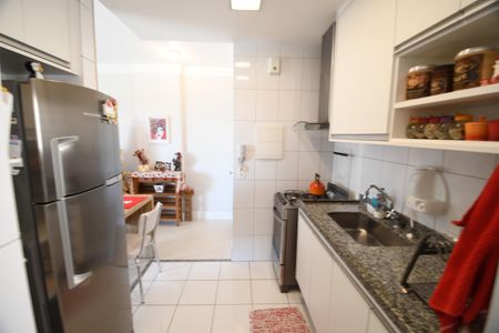 Apartamento à venda com 81m², 3 quartos e 2 vagasCozinha